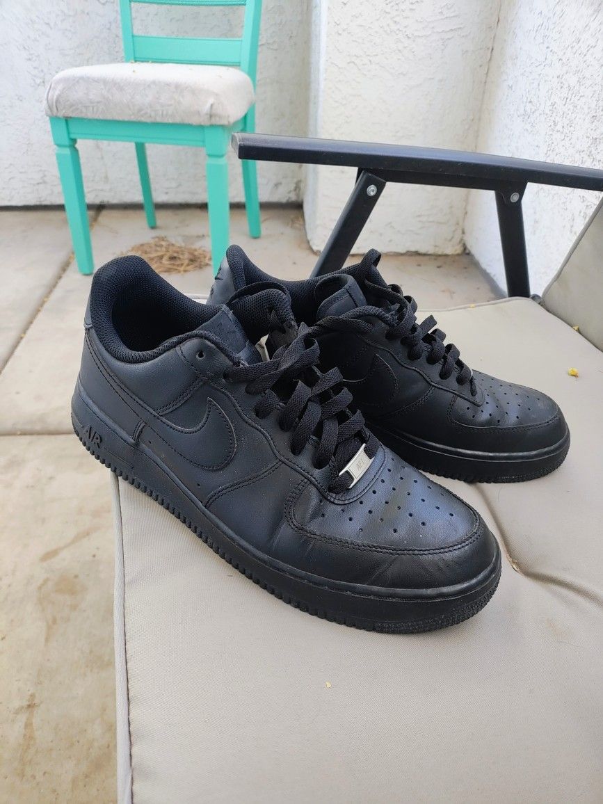Nike..Air Force 1 ....10/2..Size