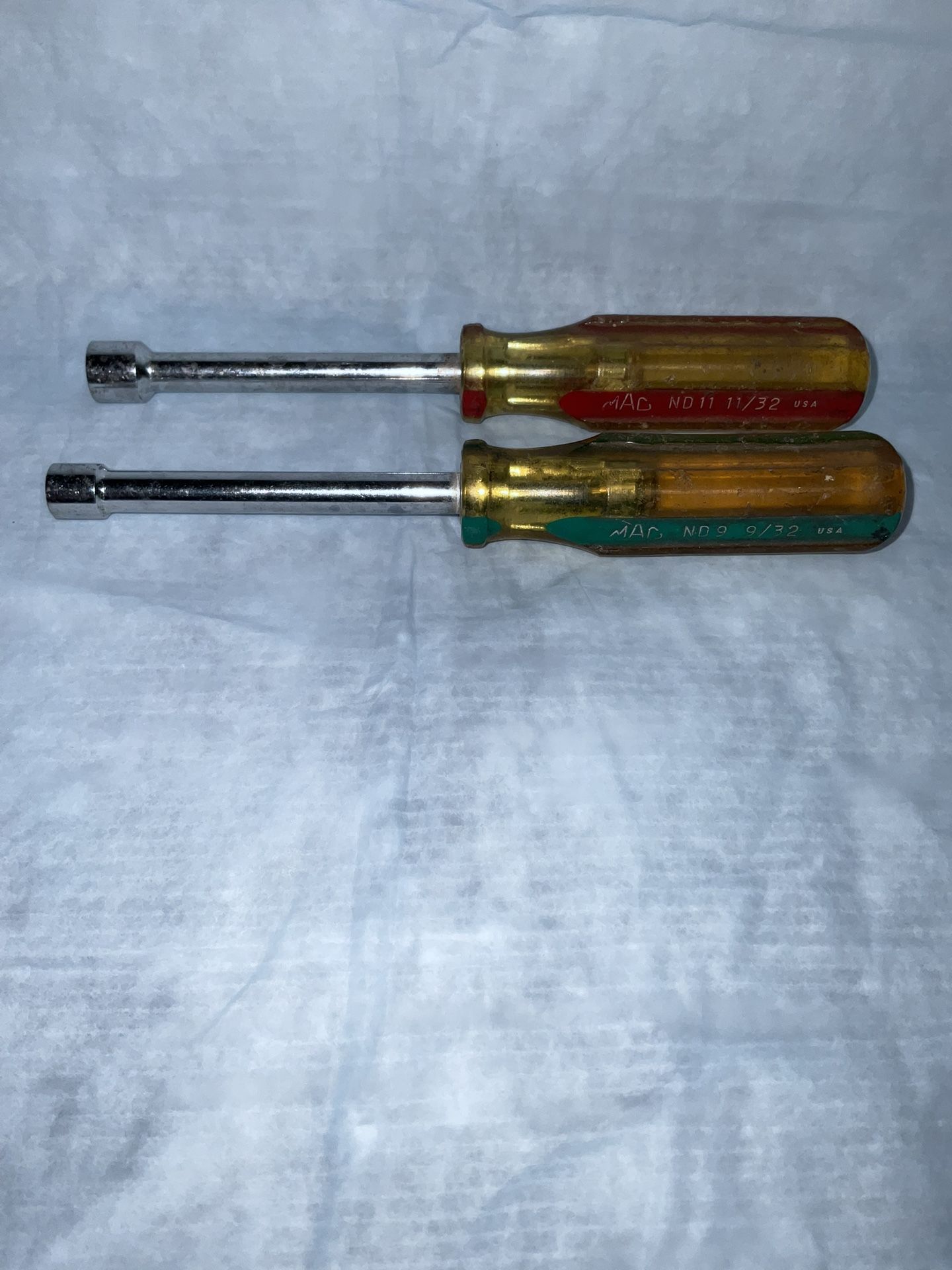MAC TOOLS - RATCHETING BOX END (METRIC) & 2 NUT DRIVERS $8