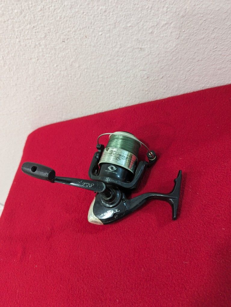 Shakespeare Tiger Balaced Rotor Tearing Fishing Spinning Reel