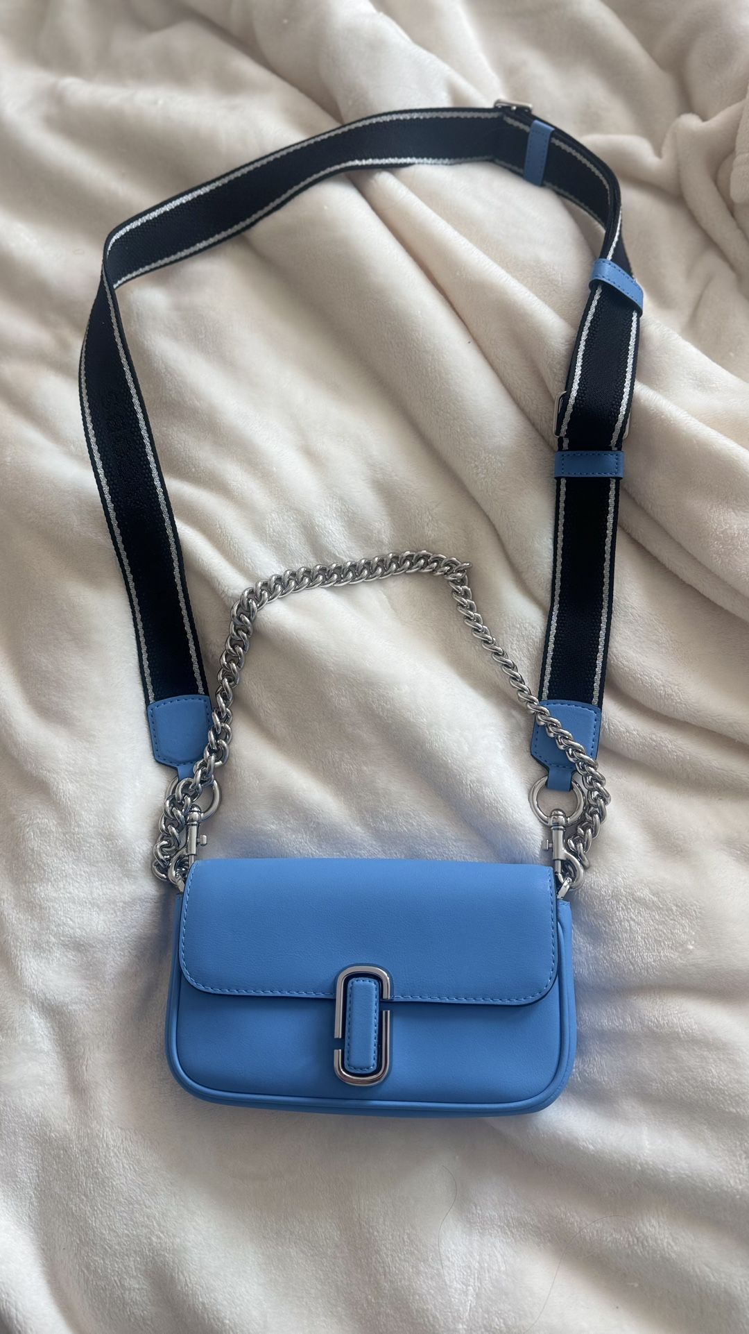 Marc Jacobs Blue Crossbody Bag – Excellent Condition