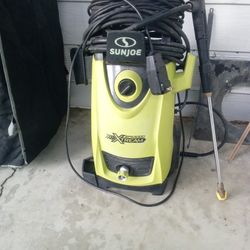 Pressure Washer