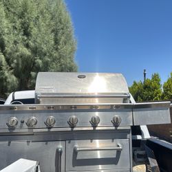 Barbecue For Sale $250 