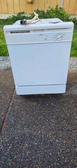 Whirlpool Dishwasher 24w) I Can Help You With Free Delivery Within 10 miles distance