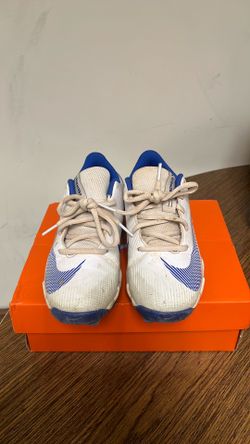 Nike baseball cleats