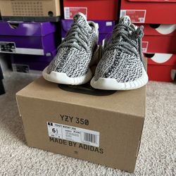 Adidas Yeezy 350 Turtledove Size 6.5m/8w Brand New