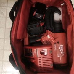 Milwaukee Horse Logic, 12 Ton Utility Crimper