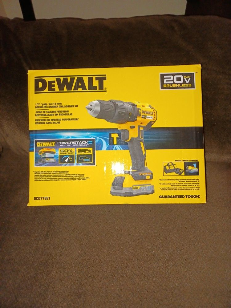 DeWalt 1/2 In Brushless Hammer Drill/ Driver Kit