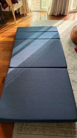 Foldable twin mattress