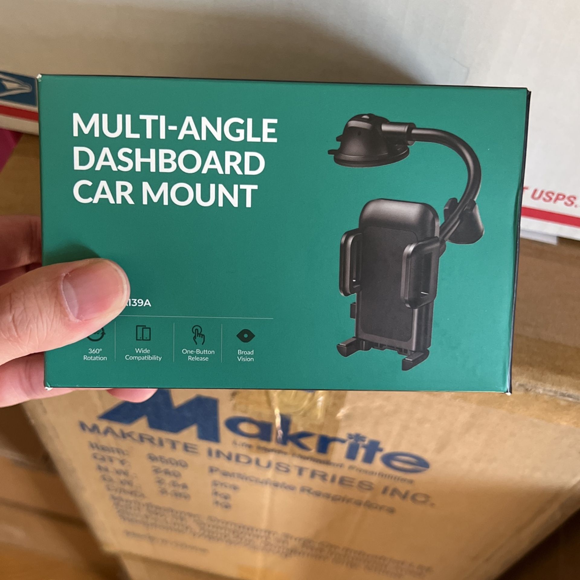 Dashboard Car Mount For iPhone, Samsung, Android phones