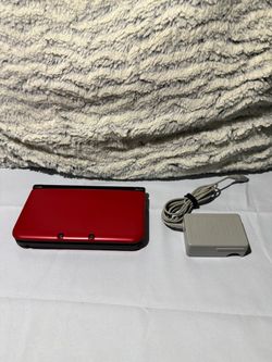 Nintendo 3DS XL Console Red/Black + Original Charger – Tested & Working