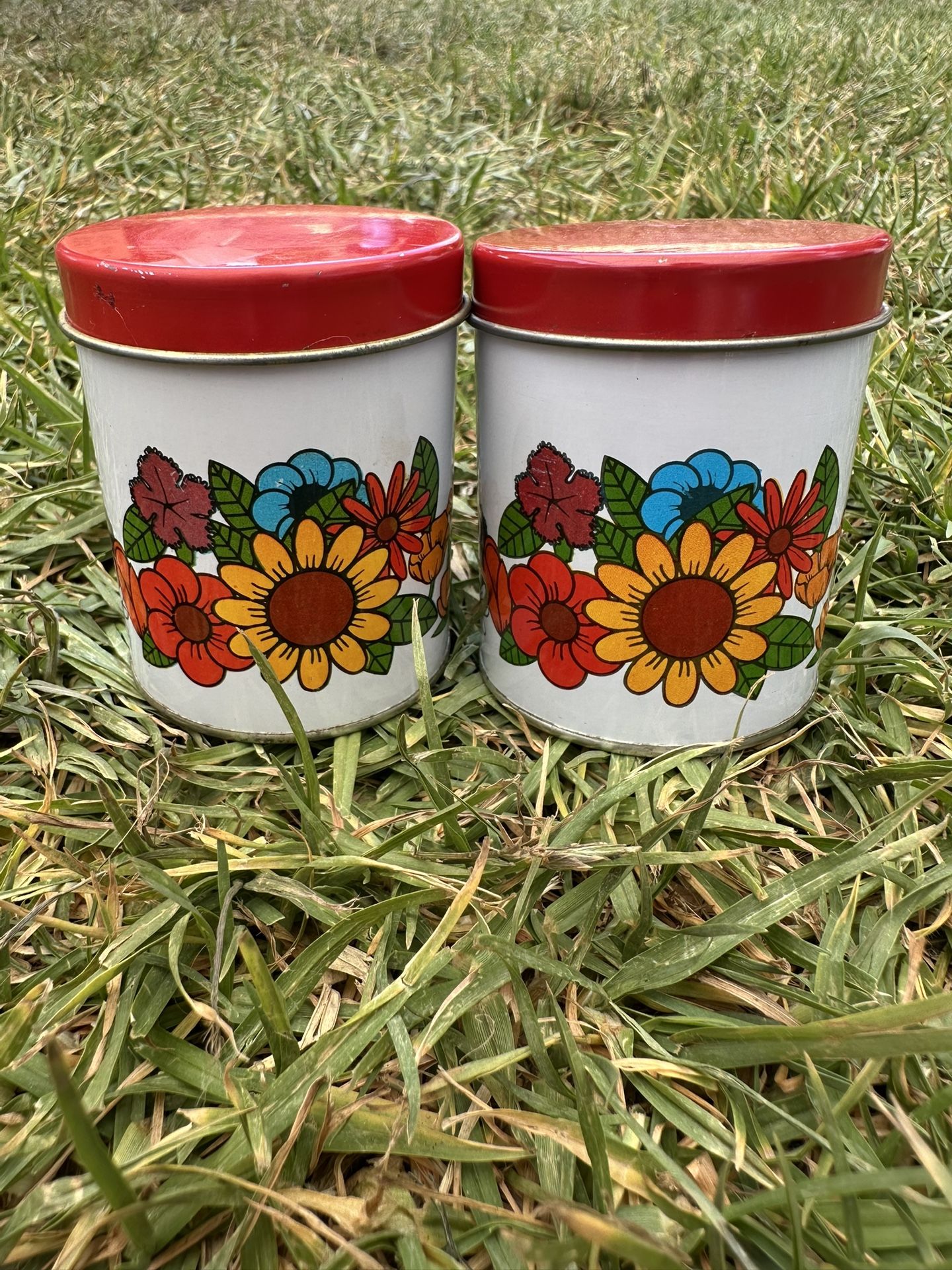Vintage Floral Tins