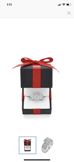 Engagement diamond ring
