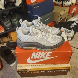 98 Nike Air Max