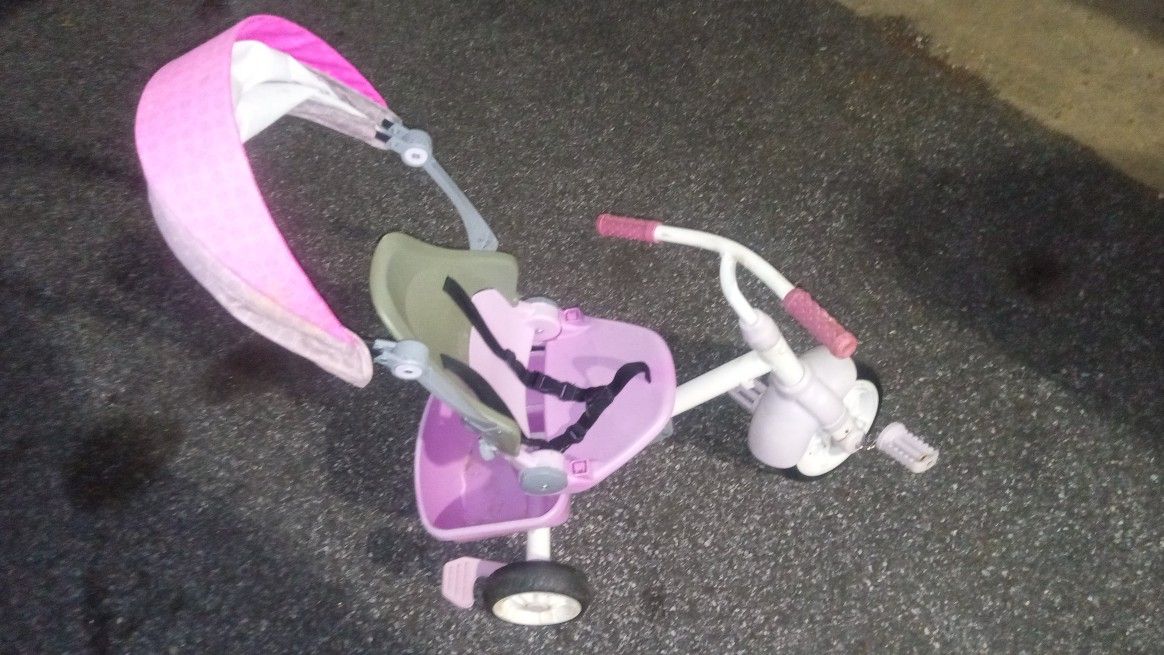 Tricycle Stroller Converts From Stroller To Tricycle As Child Grows