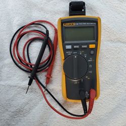 Fluke 116 Digital Multimeter True RMS