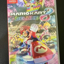 Mario Kart 8 DELUXE  NINTENDO SWITCH 