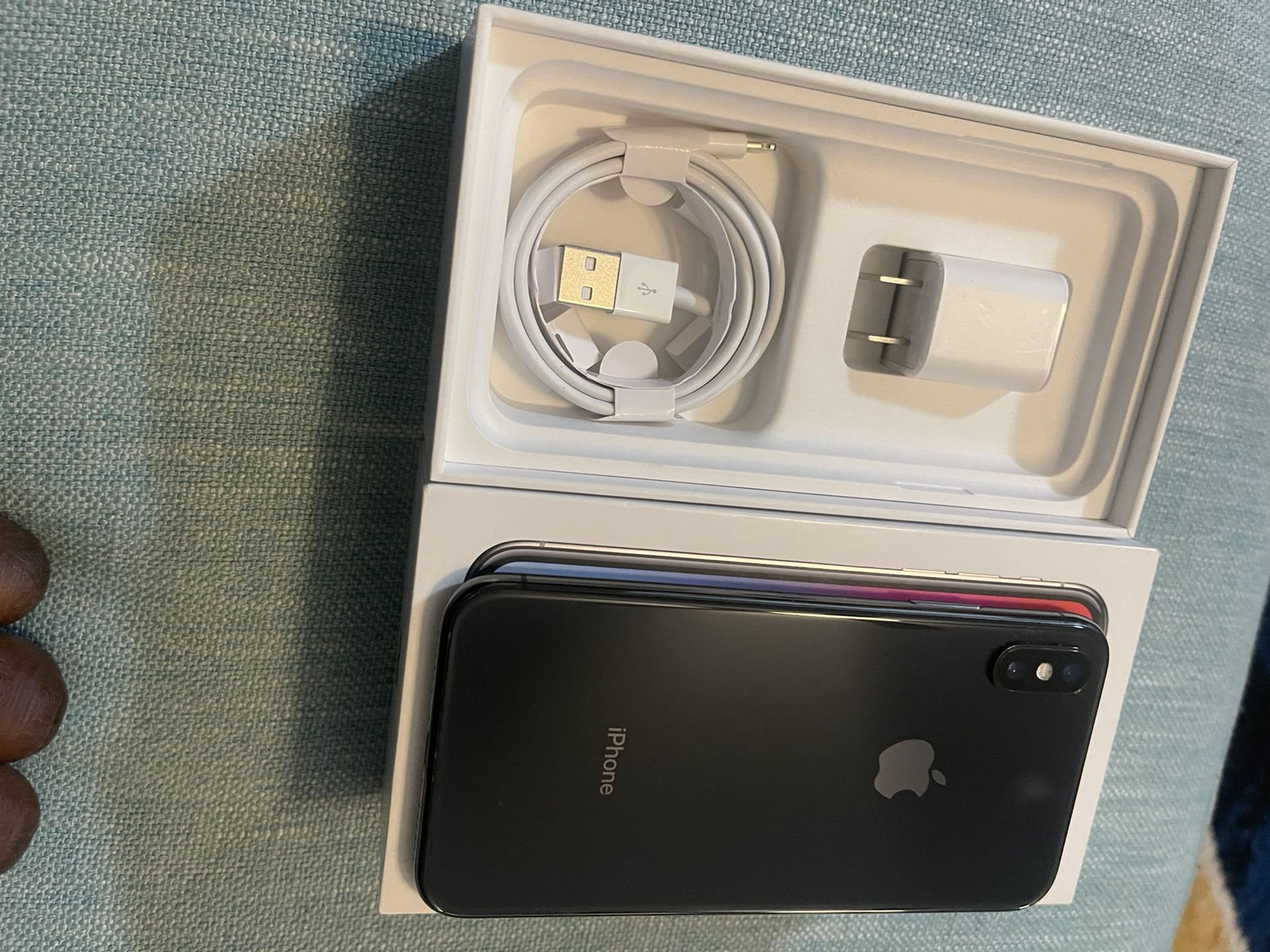 iPhone X 256 Factory Unlock Like New