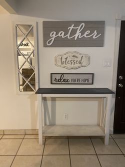Wall Decor Table