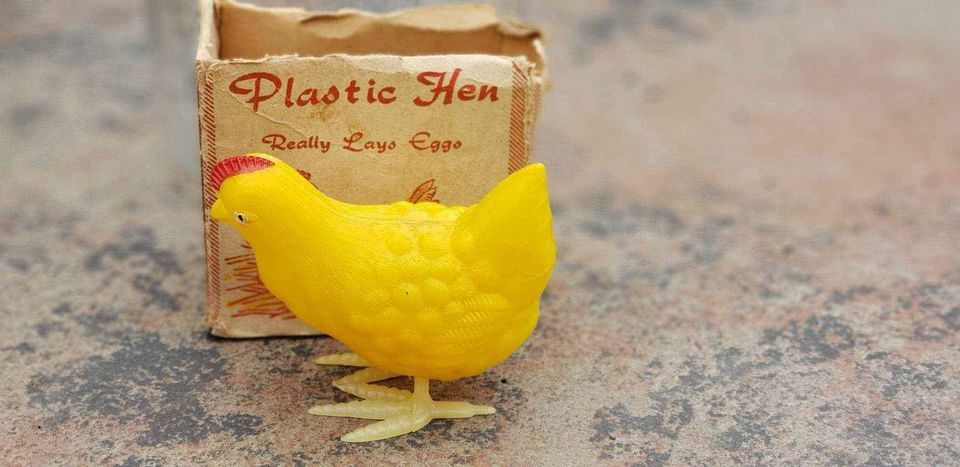 Vintage Hong Kong Hen laying egg