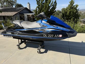 2018 Yamaha VX Deluxe WaveRunner