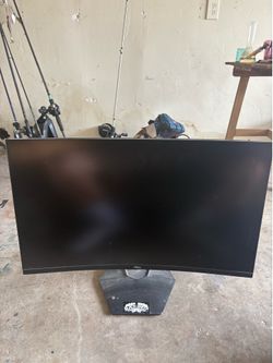 Del Curved Monitor