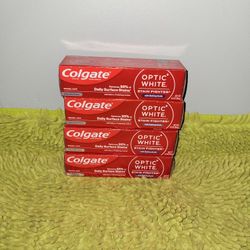4 Colgate Optic White 4.2oz With Baking Soda