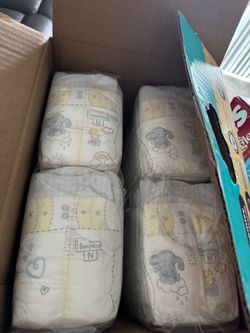 Baby new born diapers