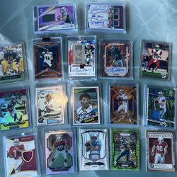 Football Cards High End Rookies , Autos See Pics . Prices Vary . Send Offers 