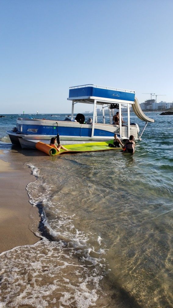 Pontoon Double Decker Funship Party Boat