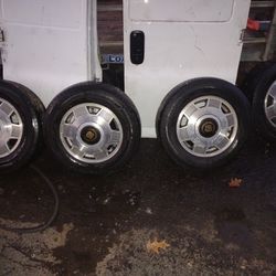 1990 Cadillac Original Wheels And Radio