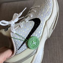 Kobe 6 Protro Allstar, Kobe 6 Grinches, Kobe 9 Mamba Moment 