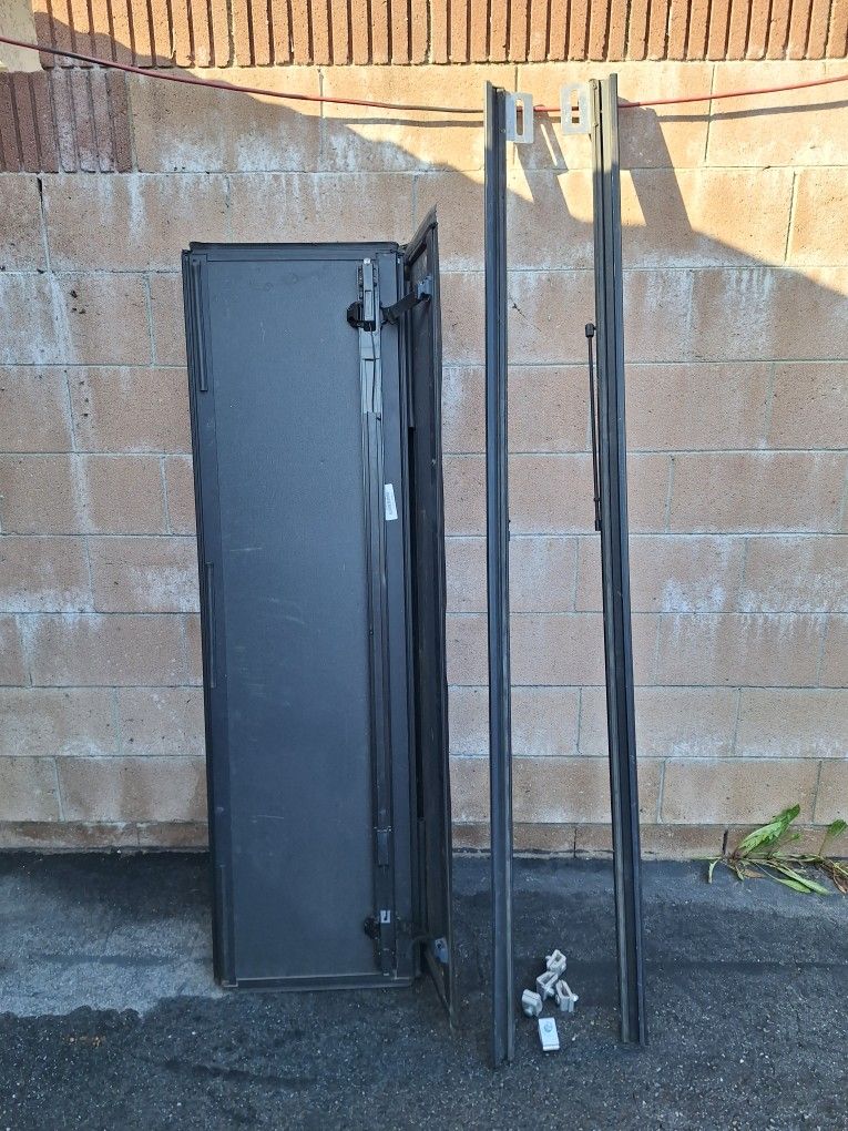 Bakflip MX4 Tonneau Cover