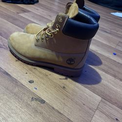 Timberland boots size men’s 9