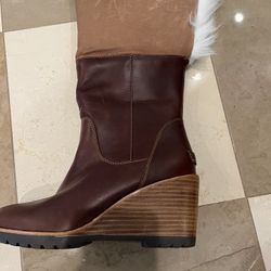 Sore snow & winter boots size 8 1/2