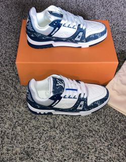 Louis Vuitton size 9