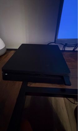 SELLING PS4 so i can get a PS5