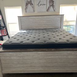King size bed