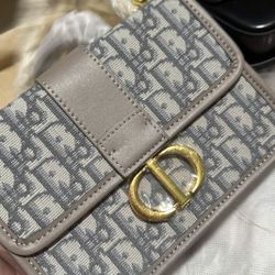 ChrisD crossbody