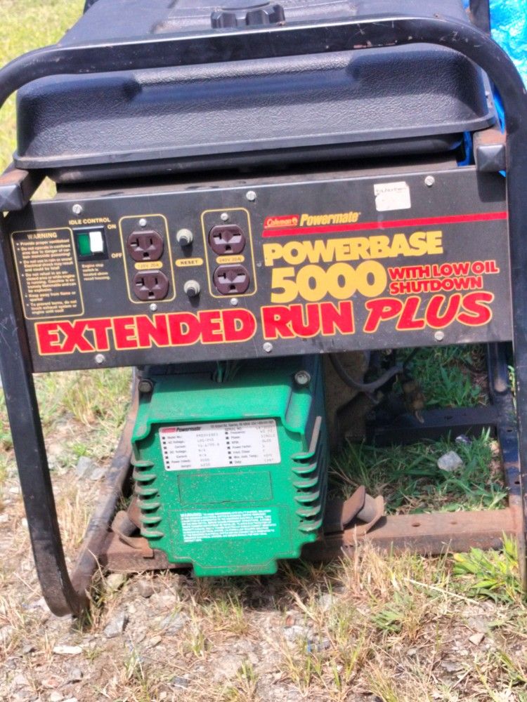 Coleman Powerbase Extended Run Heavy Duty 5000 Watt Generator