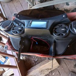 Batwing With Speakers 