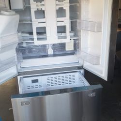 Samsung 27 cu. ft. French Door Refrigerator in Fingerprint Resistant Stainless Steel