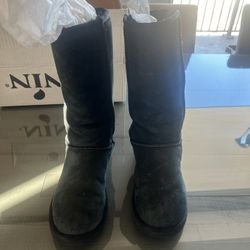 Uggs Black Size 7