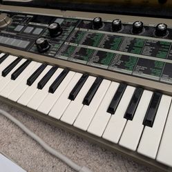 Microkorg Synthesizer Vocoder 