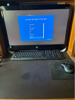 Windows Pavilion 23 All in One Desktop Computer with Logitech USB Mouse and Keyboard