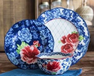 The Pioneer Woman 3-Piece Dinnerware Set Plate Bowl Floral New