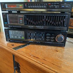 Sherwood Tuner Equalizer Amplifier (120wpc)