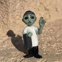 Lil Homies Series 9 Green Alien Ese Mini Figure, 1.75 Inches Tall