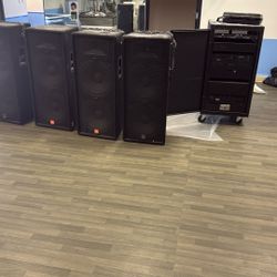 JBL Speakers With Amp 
