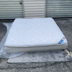 King Serta Pillowtop Mattress Only (Delivery Available!)