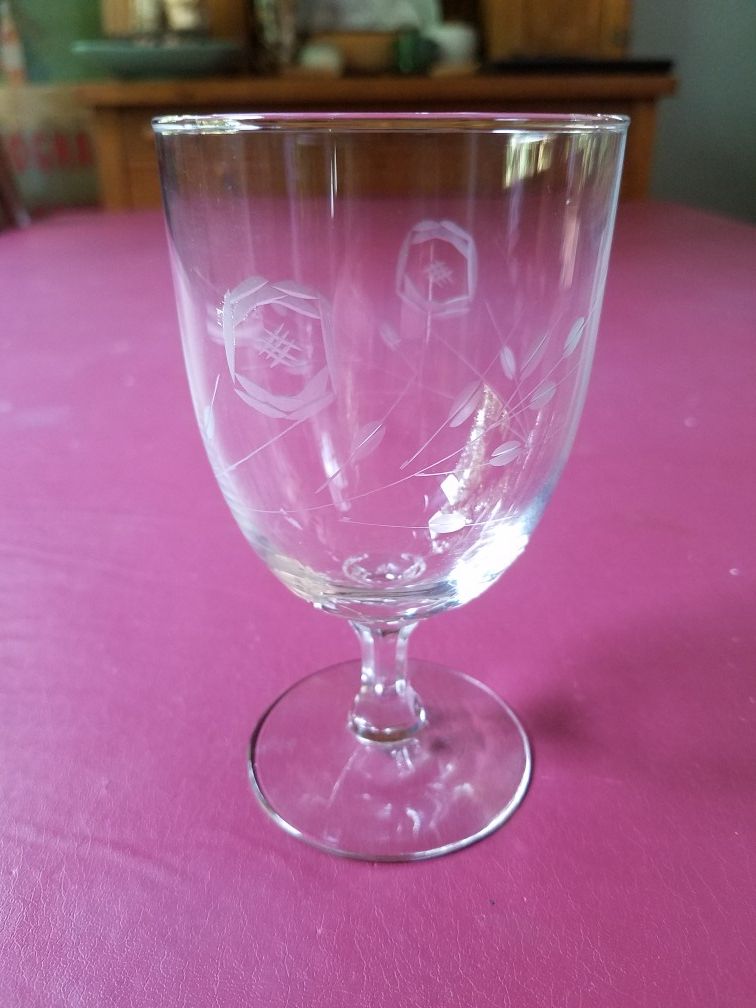 Mid-Century Etched Japanese Crystal Cocktail Glasses / 7 Qty. Water Goblets